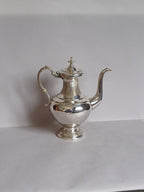 antieke verzilverde theepot