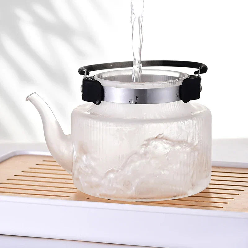 theepot met filter voor losse thee